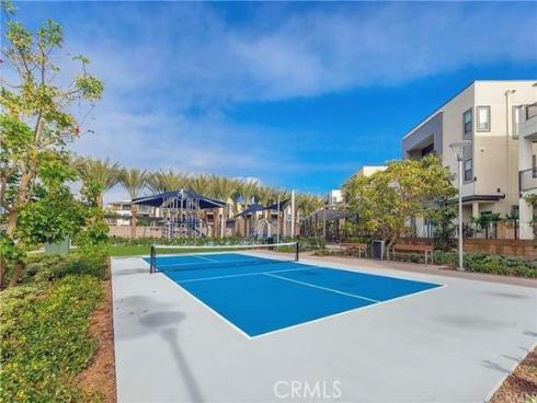 27  Soho  , Irvine, CA
