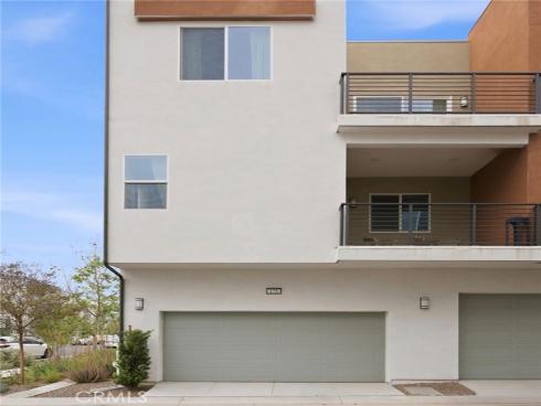 175  Sash  , Irvine, CA