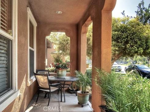 135  Pathway  , Irvine, CA