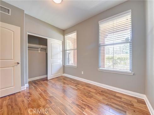 135  Pathway  , Irvine, CA