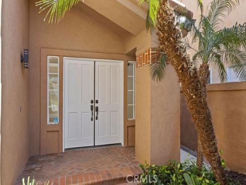 6  Aprilla  , Irvine, CA