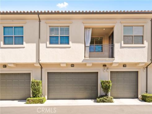 134  Canvas  , Irvine, CA