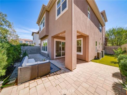 79  Pelican  , Irvine, CA