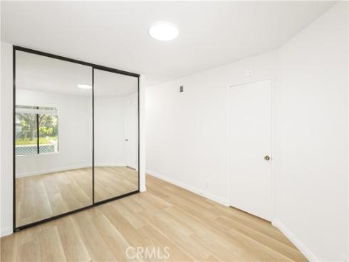 446  Fallingstar  , Irvine, CA