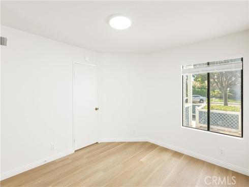 446  Fallingstar  , Irvine, CA