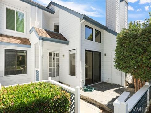 446  Fallingstar  , Irvine, CA