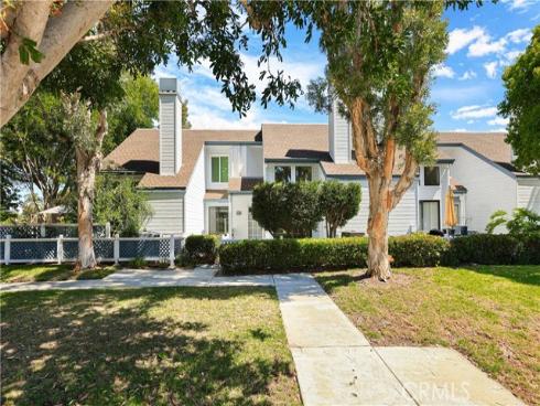 446  Fallingstar  , Irvine, CA