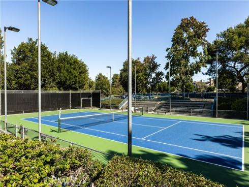 446  Fallingstar  , Irvine, CA
