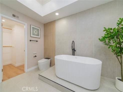 15  Rippling Stream  , Irvine, CA