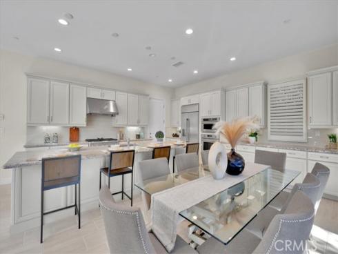 106  Cordial  , Irvine, CA