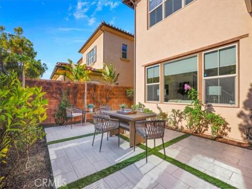 106  Cordial  , Irvine, CA