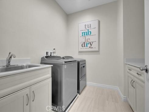 106  Cordial  , Irvine, CA