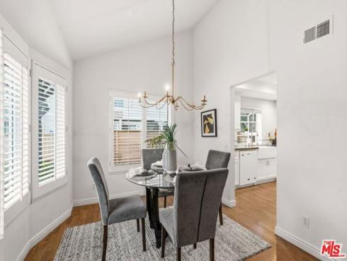 23  Cresthaven  51 , Irvine, CA
