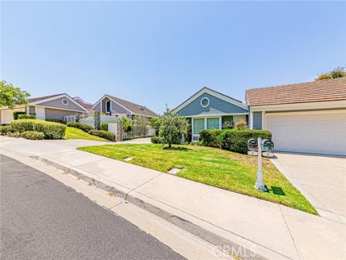 6  Sirius  61 , Irvine, CA
