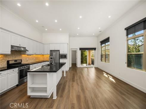 49  Kempton  , Irvine, CA