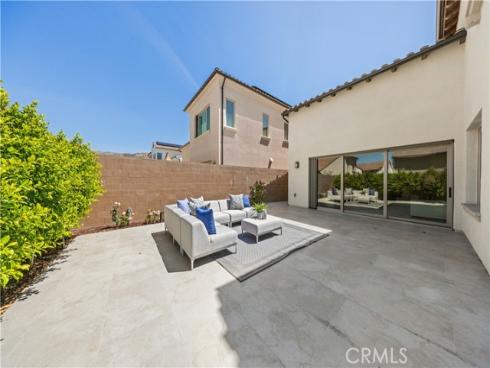 237  Pinnacle  , Irvine, CA