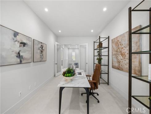 237  Pinnacle  , Irvine, CA