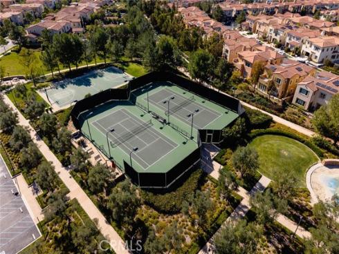 237  Pinnacle  , Irvine, CA