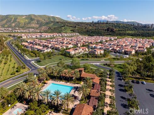 237  Pinnacle  , Irvine, CA