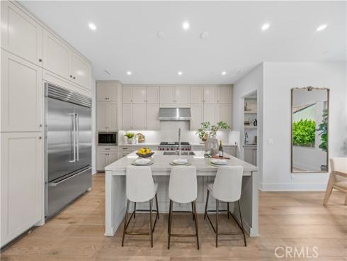 237  Pinnacle  , Irvine, CA