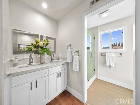 6 Blazing Star , Irvine, CA