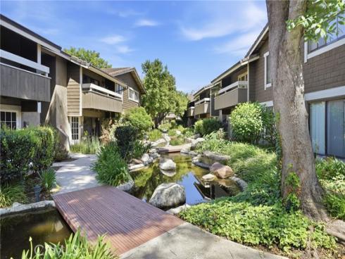 185  Streamwood  , Irvine, CA
