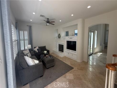 10 Spring , Irvine, CA