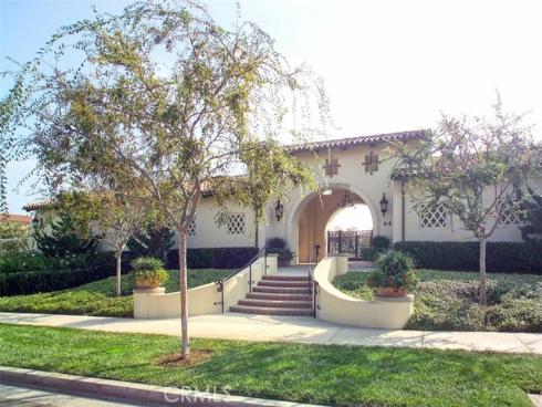 235  Tall Oak  , Irvine, CA