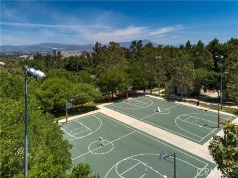 235  Tall Oak  , Irvine, CA