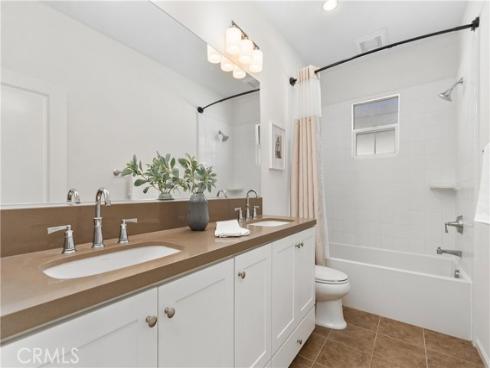 275  Rodeo  , Irvine, CA