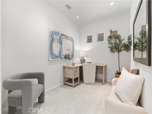 275  Rodeo  , Irvine, CA