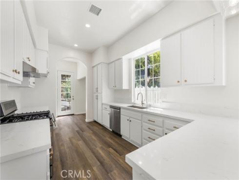 66  Turnbury  , Irvine, CA