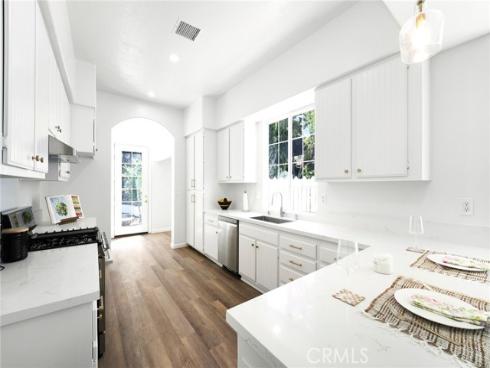 66  Turnbury  , Irvine, CA
