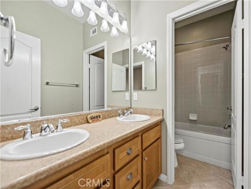 146 Weathervane , Irvine, CA