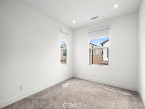 122  Glydon  , Irvine, CA