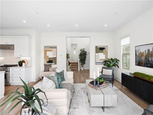 122  Glydon  , Irvine, CA