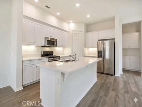 103  Plateau  , Irvine, CA