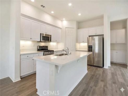 103  Plateau  , Irvine, CA