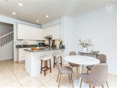 38  Daisy  , Irvine, CA