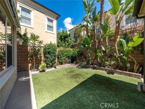 80  Rossmore  , Irvine, CA