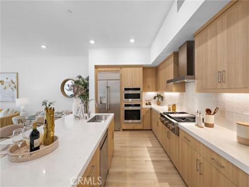 1302 Rivington
