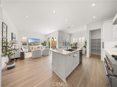 262  Maricopa  , Irvine, CA