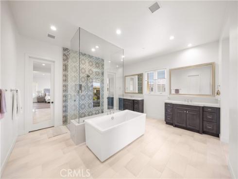 92  Interstellar  , Irvine, CA