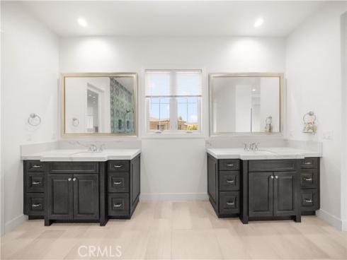 92  Interstellar  , Irvine, CA