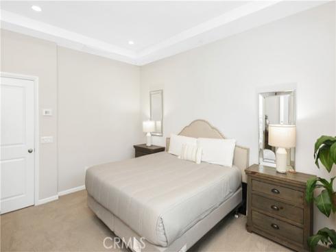 231  Rodeo  , Irvine, CA