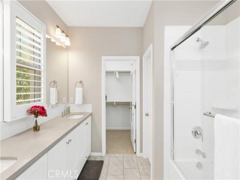 231  Rodeo  , Irvine, CA