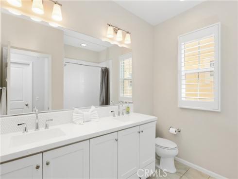 231  Rodeo  , Irvine, CA