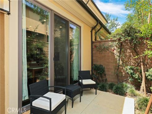 231  Rodeo  , Irvine, CA