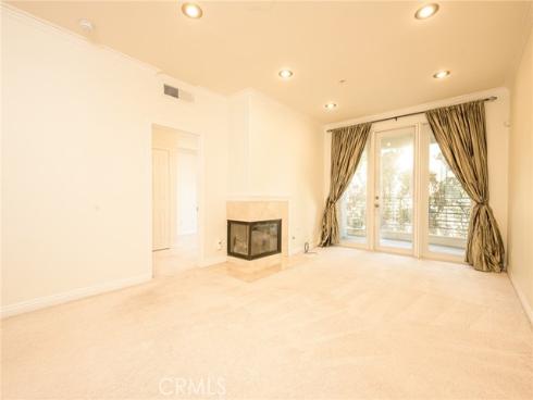 2233  Martin  311 , Irvine, CA