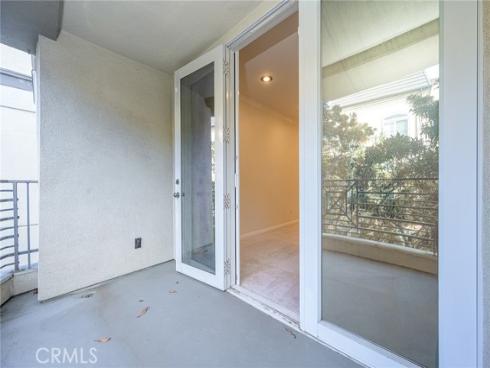2233  Martin  311 , Irvine, CA
